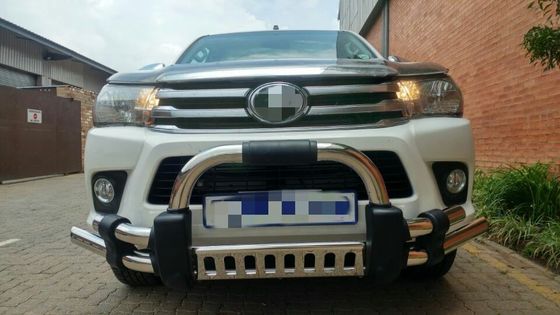 100% δοκιμασμένο ισχυρό 4X4 Bullbar, μπροστινοί φραγμοί προφυλακτήρων για τη Toyota Hilux Revo