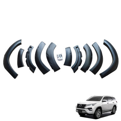 Το κιγκλίδωμα της Toyota FORTUNER καίγεται το αυτόματο κιγκλίδωμα προσαρμοσμένο φλόγα 4x4 παίρνει τα εξαρτήματα αυτοκινήτων